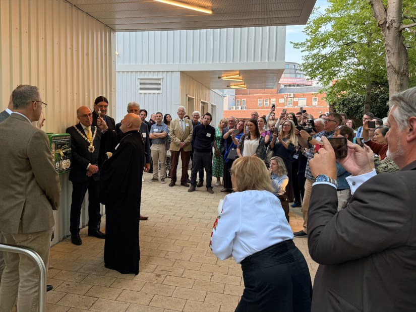 Public Hearts unveil latest Defibrillator Unit